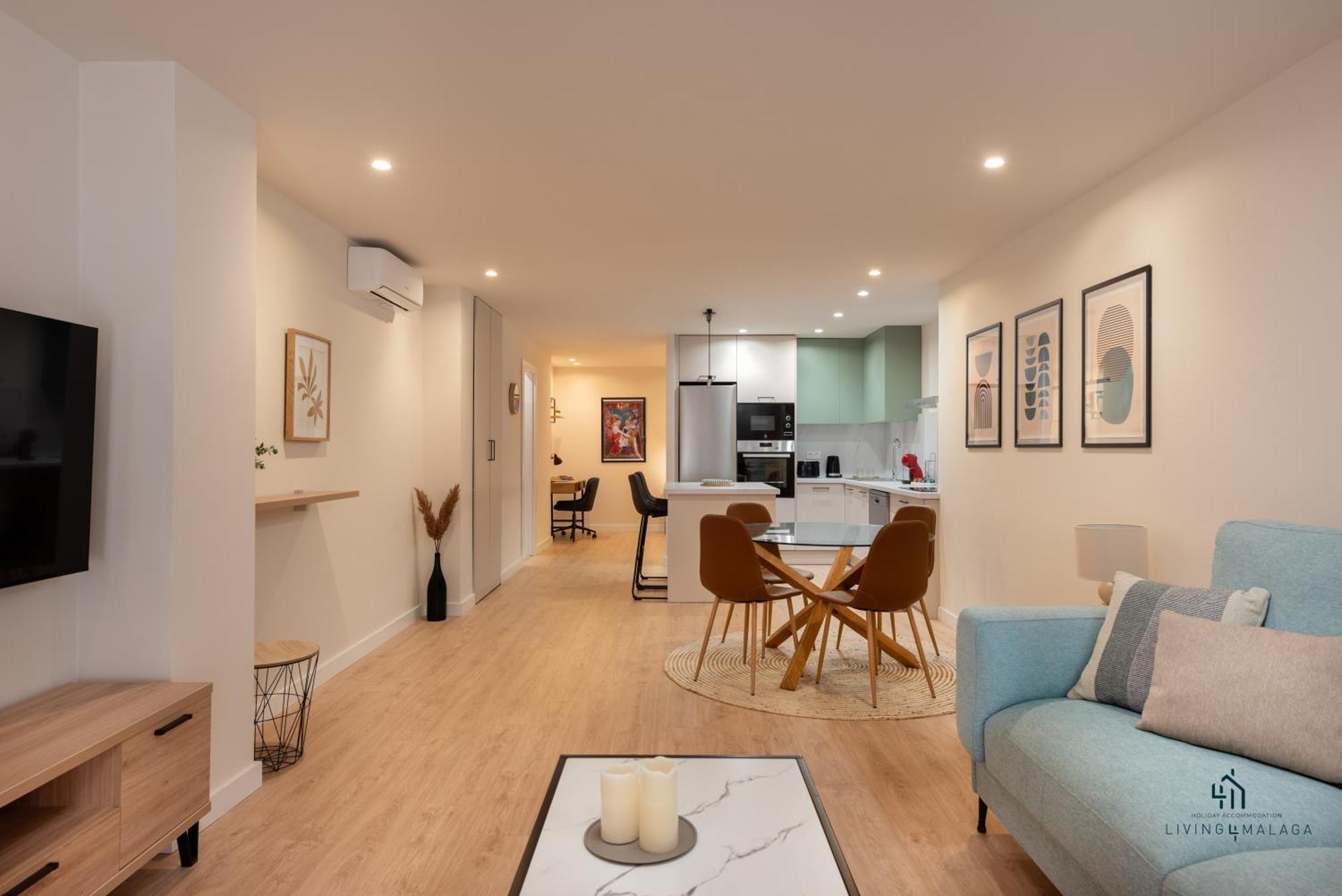 Appartamento Living4Malaga Pedregalejo Loft Esterno foto